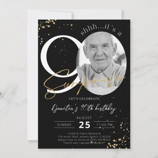 Surprise 90th Birthday Black Gold Photo Invitation Kaart (Voorkant)