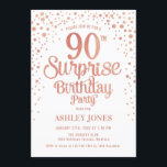 Surprise 90th Birthday Party - Roos Gold & White Kaart<br><div class="desc">Verrassing 90ste verjaardag feestuitnodiging. Elegant design in wit en faux glitter roos goud. Beschikt over stijlvol scriptlettertype en confetti. Stuur me een bericht als je aangepaste leeftijd nodig hebt.</div>