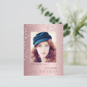 Surprise Birthday dusty roos roze fotouitnodiging Briefkaart (Staand voorkant)