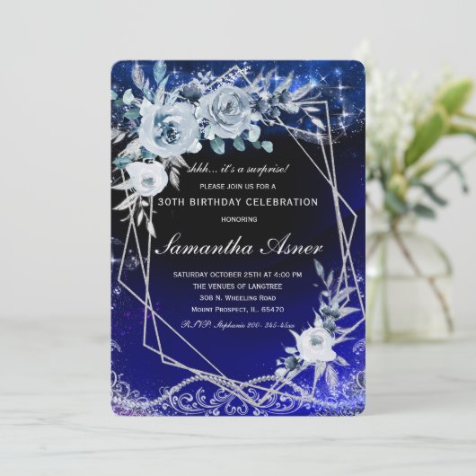 Surprise Birthday Invitation Sjabloon Kaart (Staand voorkant)