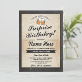 Surprise Birthday Party Chalk Beers Invitation Kaart (Staand voorkant)