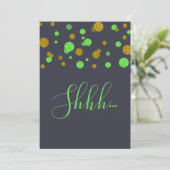 Surprise Birthday Party green and gold confetti Kaart (Staand voorkant)