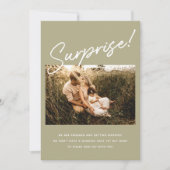 Surprise Modern Sage Green Verloving Foto Save The Date (Voorkant)