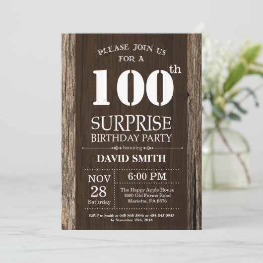 Surprise Rustic 100th Birthday Invitation  Kaart (Staand voorkant)