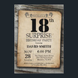Surprise Rustic 18th Birthday Invitation Vintage Kaart<br><div class="desc">Verrassend Rustic 18th Birthday Invitation with Rustic Wood Background. Retroland. Volwassen verjaardag. Mannelijke Mannen of vrouwen: Birthday. Kinder jongen of meisje Lady Teen Teenage Bday Invite. 13e 15e 16e 18e 21e 30e 40e 50e 60e 70e 80e 90e 100e. Elke leeftijd. Voor verdere aanpassing, te klikken gelieve de knoop "van de...</div>