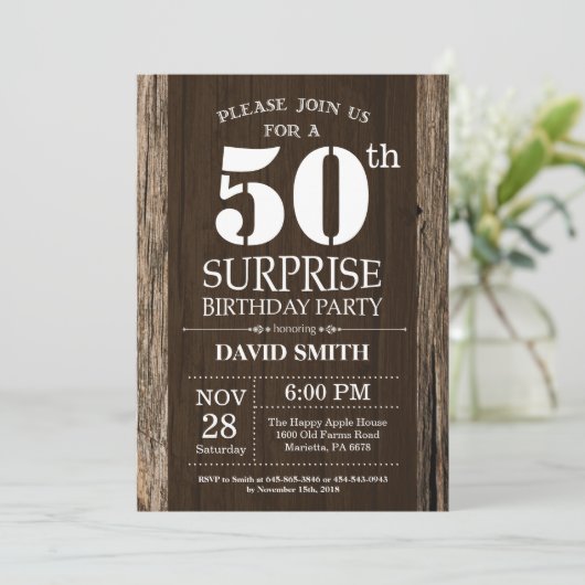 Surprise Rustic 50th Birthday Invitation  Kaart (Staand voorkant)