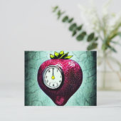 Surreal Clock Strawberry Briefkaart (Staand voorkant)