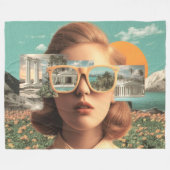 Surreal female portrait with retro sunglasses fleece deken (Voorkant (Horizontaal))