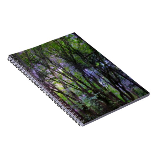 Surreal Forest met milde lampjes Notitieboek (Rechterzijde)