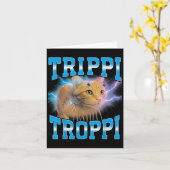 Surreal Italiaans Brainrot Meme Trippi Troppi Kat  Kaart (Gele Bloem)