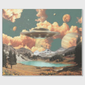 Surreal UFO Above Mountain Lake with Planets Cadeaupapier (Vlak)