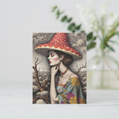 Surreal Woman With a Mushroom Hat Briefkaart (Staand voorkant)