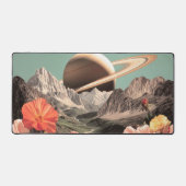 Surrealisme Saturnus boven Mountain Valley Bureaumat (Voorkant)