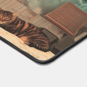 Surrealistisch interieur met vrouw en kat bureaumat (Hoek)