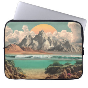 Surrealistisch oceaan- en berglandschap met golven laptop sleeve