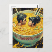 Surrealistisch paar zwemt in een kom met noedels briefkaart (Voorkant / Achterkant)