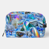 Surrealistisch winterwonderland met iriserende lic toilettasje (Achterkant)