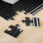 Surrealistisch zwart en wit gezicht rode lippen legpuzzel (Zijkant)