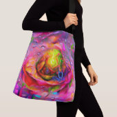 Surrealistische bloemenkunst crossbody tas (Dichtbij)