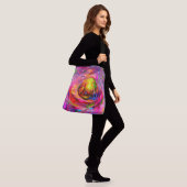 Surrealistische bloemenkunst crossbody tas (Op model)
