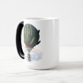 Surrealistische Cat Hete Luchtballon met Cactus & Magische Mok (Voorkant links)