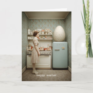 Surrealistische vintagekeuken met enorm ei kaart