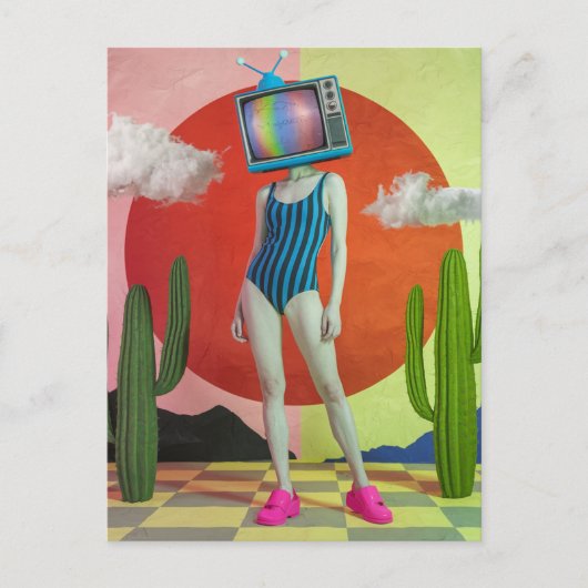 Surrealistische vrouw in badpak met tv op haar hoo briefkaart (Voorkant)