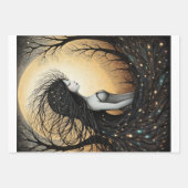 Surrealistische vrouw in verband met bomen inpakpapier vel (Voorkant)