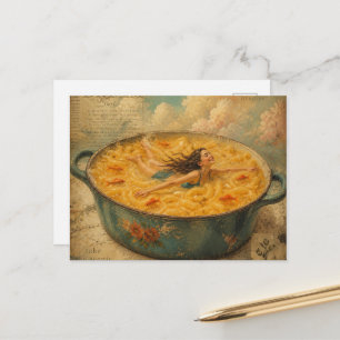 Surrealistische vrouw zwemt in een kom met noedelc briefkaart