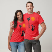 Surrealistische zwarte katten in een dromerig land t-shirt (Unisex)