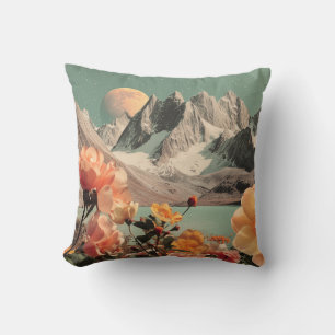 SURREËLE BERGLANDSCHAP MET BLOEIENDE BLOEMEN KUSSEN