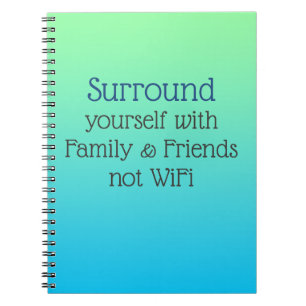 Surround jezelf Good Vibes message Notitieboek