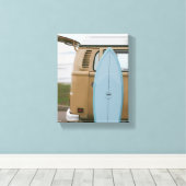 Surven omhoog | Surfplank Volkswagen Beach Paintin Canvas Afdruk (Insitu (Houten vloer))