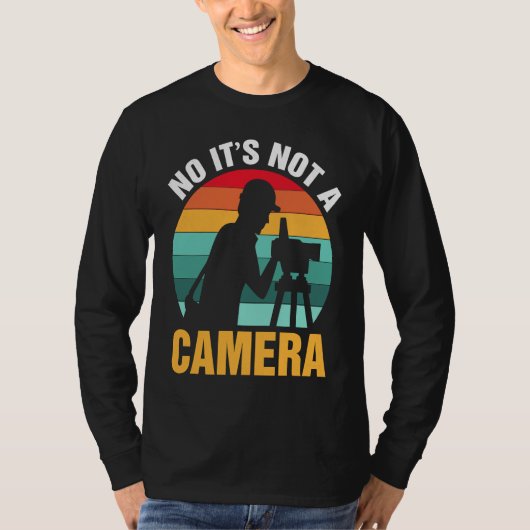 Surveyor Nee Het Is Geen Camera T-shirt (Voorkant)