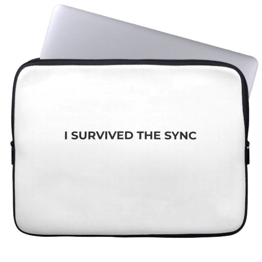 Survived The Sync Minimalist Professional Laptop Sleeve (Voorkant)