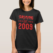 Surviving Est 2009 T-shirt (Voorkant)