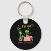 Surviving Purely Out Of Ste Retro Zombie Halloween Sleutelhanger (Voorkant)