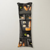 Sushi-collectie op zwarte achtergrond lichaamskussen (Voorkant Verticaal)