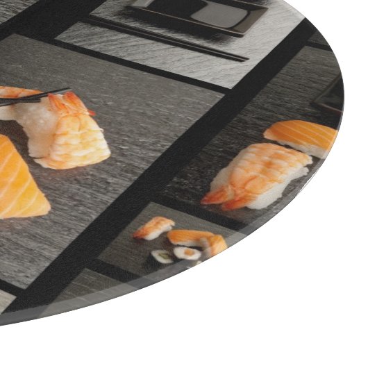 Sushi-collectie op zwarte achtergrond snijplank (Hoek)