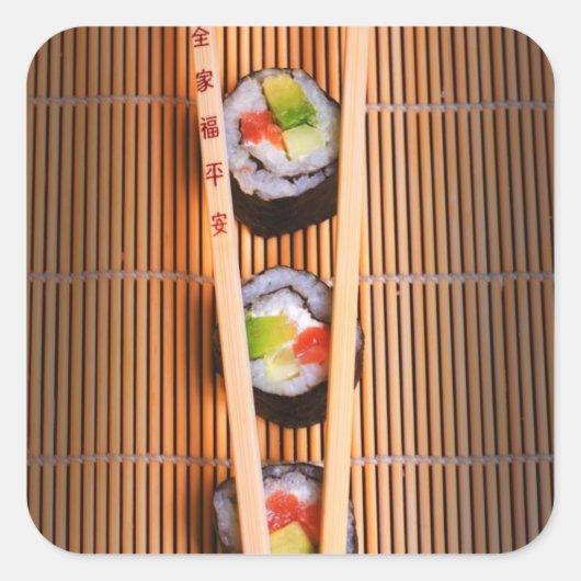 Sushi en houten stokjes vierkante sticker (Voorkant)