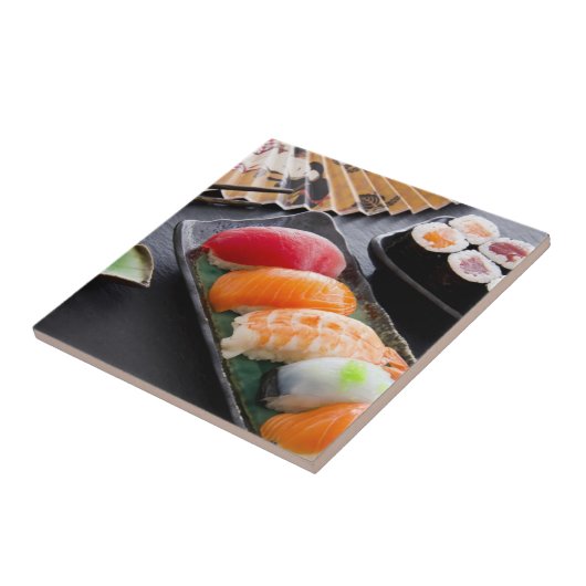 Sushi en rollen tegeltje (Zijkant)