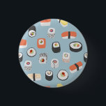 Sushi Nigiri Maki Roll Ronde Button 3,2 Cm<br><div class="desc">Een Japans sushi-patroon op een blauwe achtergrond.</div>