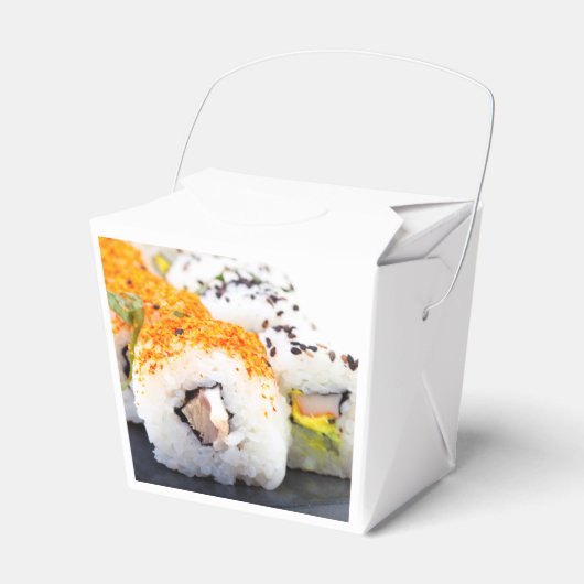 Sushi op een bord bedankdoosjes (Voorkant Zijde)