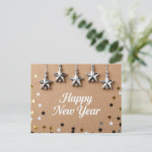 Suspended Stars Happy New Year Chic Modern Briefkaart (Staand voorkant)