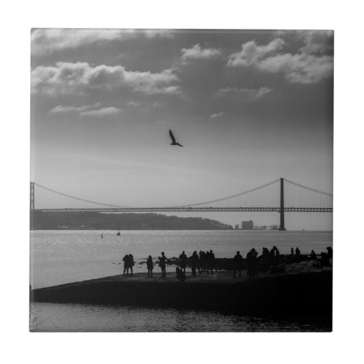 Suspension Bridge in Lisbon Black and White Photo Tegeltje (Voorkant)