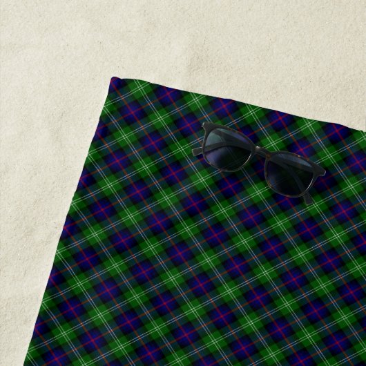 Sutherland tartan blue green plaid strandlaken (In situ)