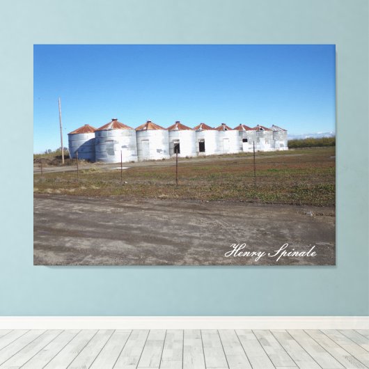 Sutter Buttes Mountain Range Ranch Canvas Afdruk (Insitu (Houten vloer))