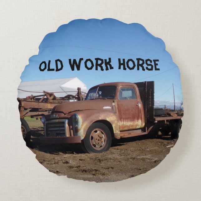 Sutter Buttes Mountain Range Rond Kussen (Voorkant)