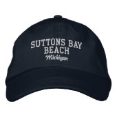 Suttons Bay Beach Michigan Baseball Hat Geborduurde Pet (Voorkant)