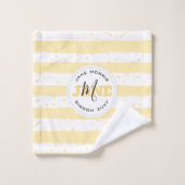 Suuny Yellow and White Monogrammed Name Stripes Bad Handdoek (Wasdoekje)